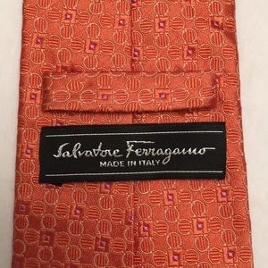Salvatore Ferragamo, 100% silk tie. New wo tag